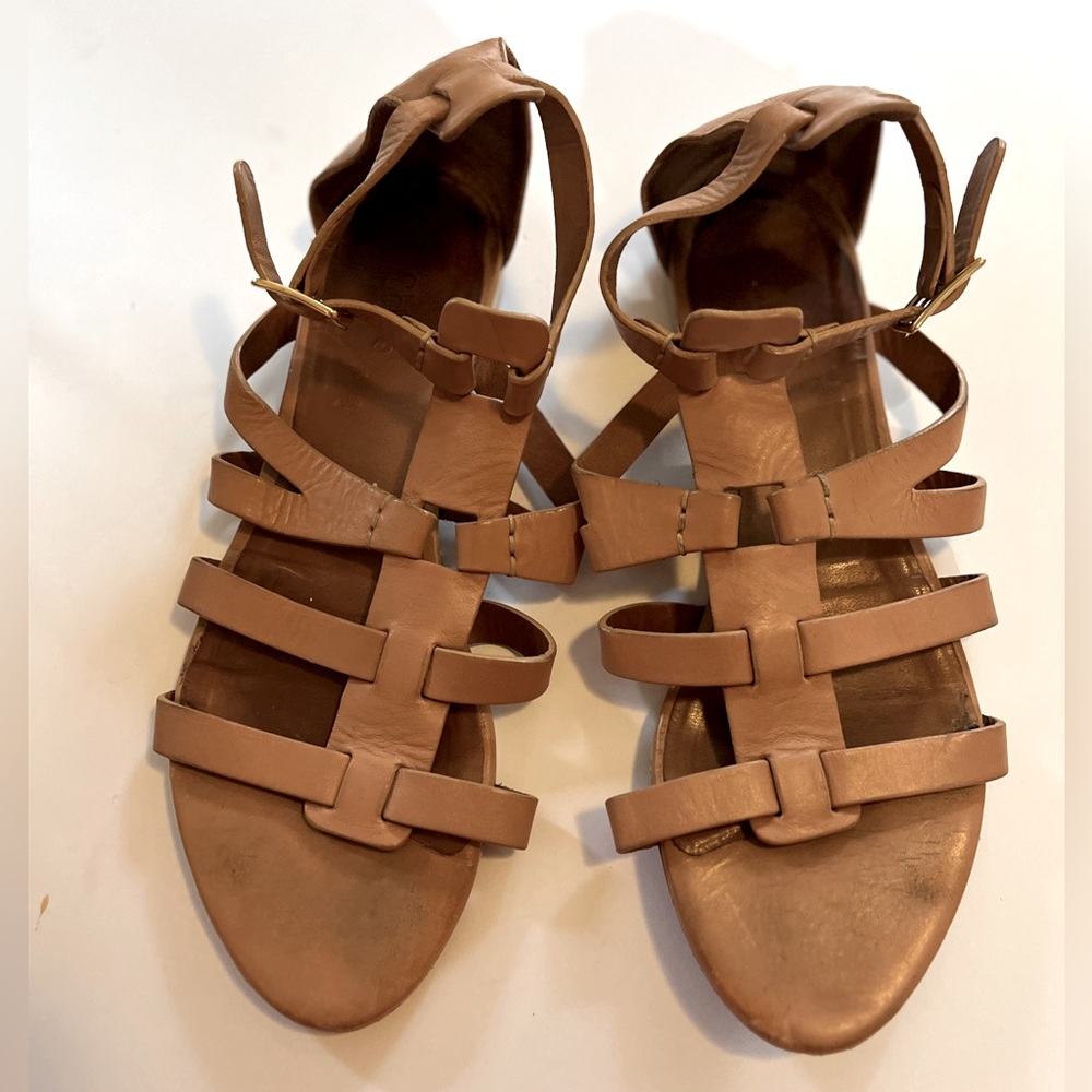 Chloe Nude Vachetta Leather Gladiator Sandals
